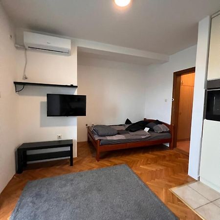Stankela Apartment Novi Sad Extérieur photo